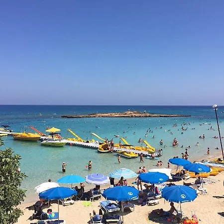 Athina - Modern And Comfortable With Air Conditioning And Private Pool ! Free Wifi Villa Paralimni